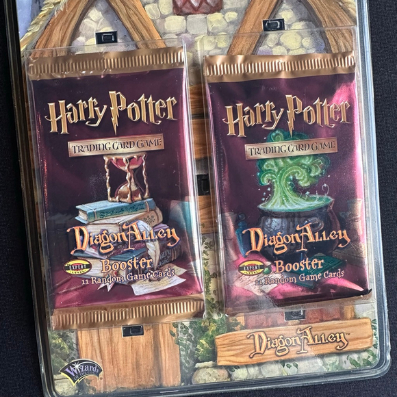 harry potter diagon alley booster box Trading Card Game: The Diagon Alley Booster Pack contains 11 random Game Cards The details the old school